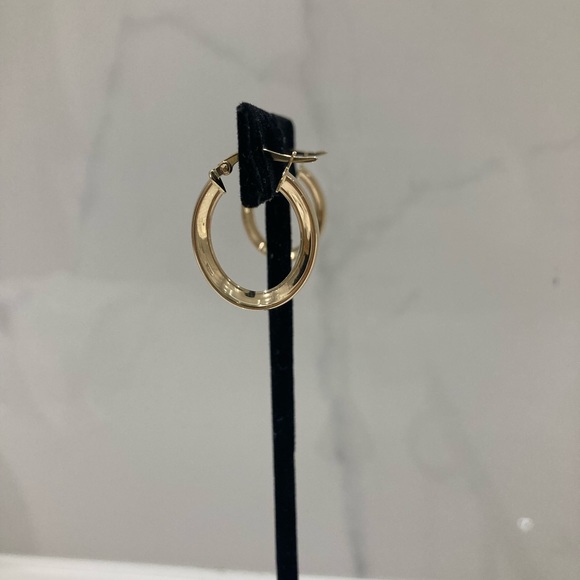 Pure gold earrings 14K, 2 Grams, NWT. - Picture 4 of 6